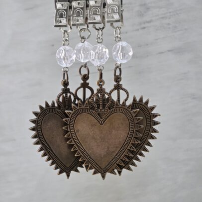 PACK X 4 PESAS MANTEL CORAZON MILAGROSO METAL COBRE