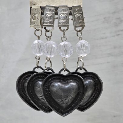 PACK X 4 PESAS MANTEL CORAZON  METAL PLATA