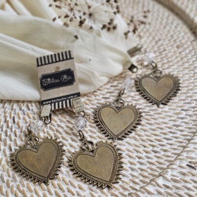 PESAS DE METAL CORAZÓN MILAGROSO BRONCE X 4 UNIDADES