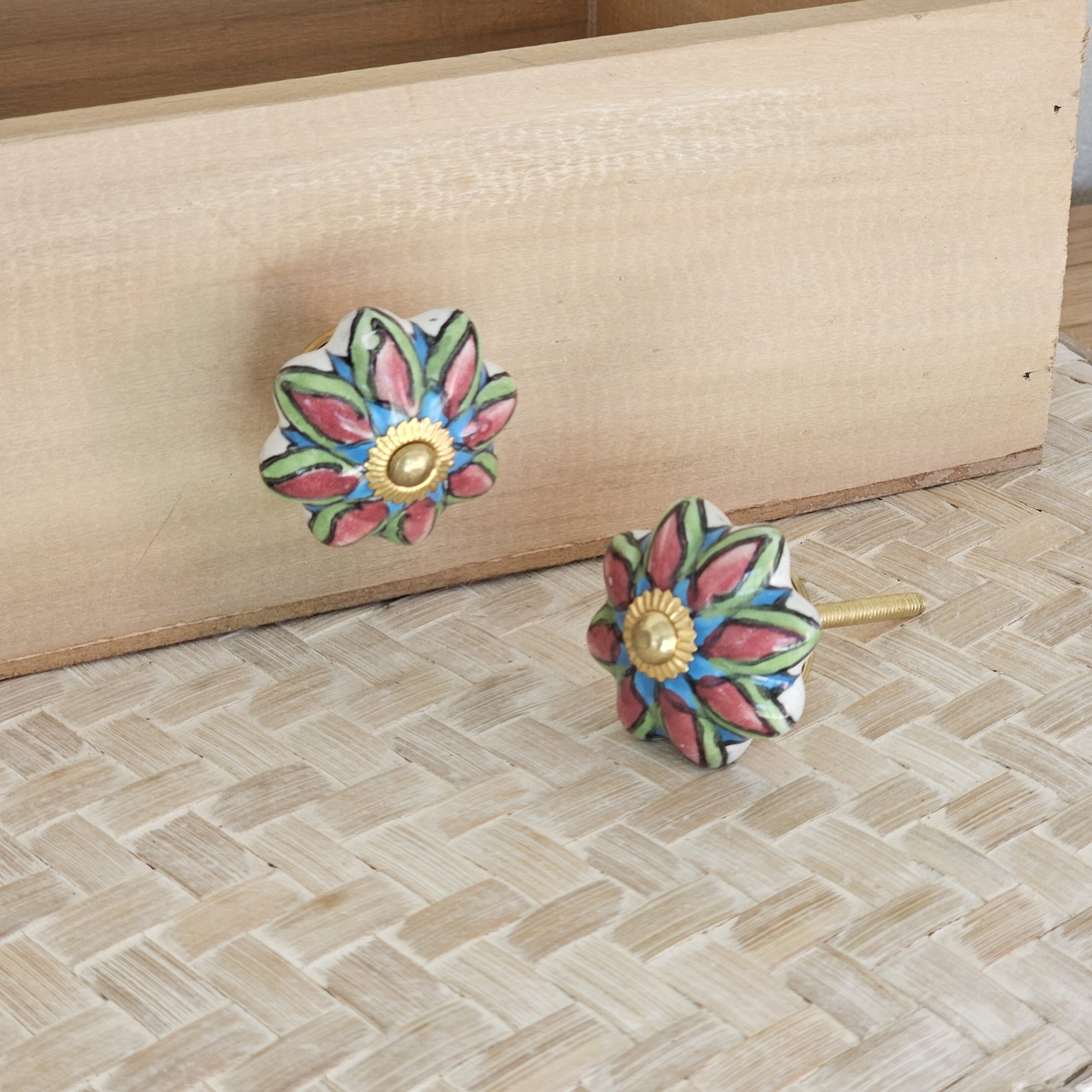 TIrador de Ceramica 70025