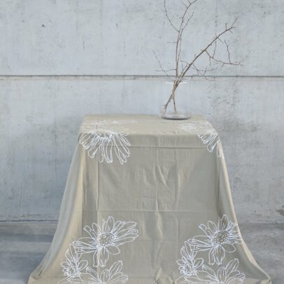 Mantel de Tussor Khaki Margarita 2,50x1,40 aprox