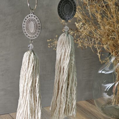 BORLA DE METAL OVAL PLATA