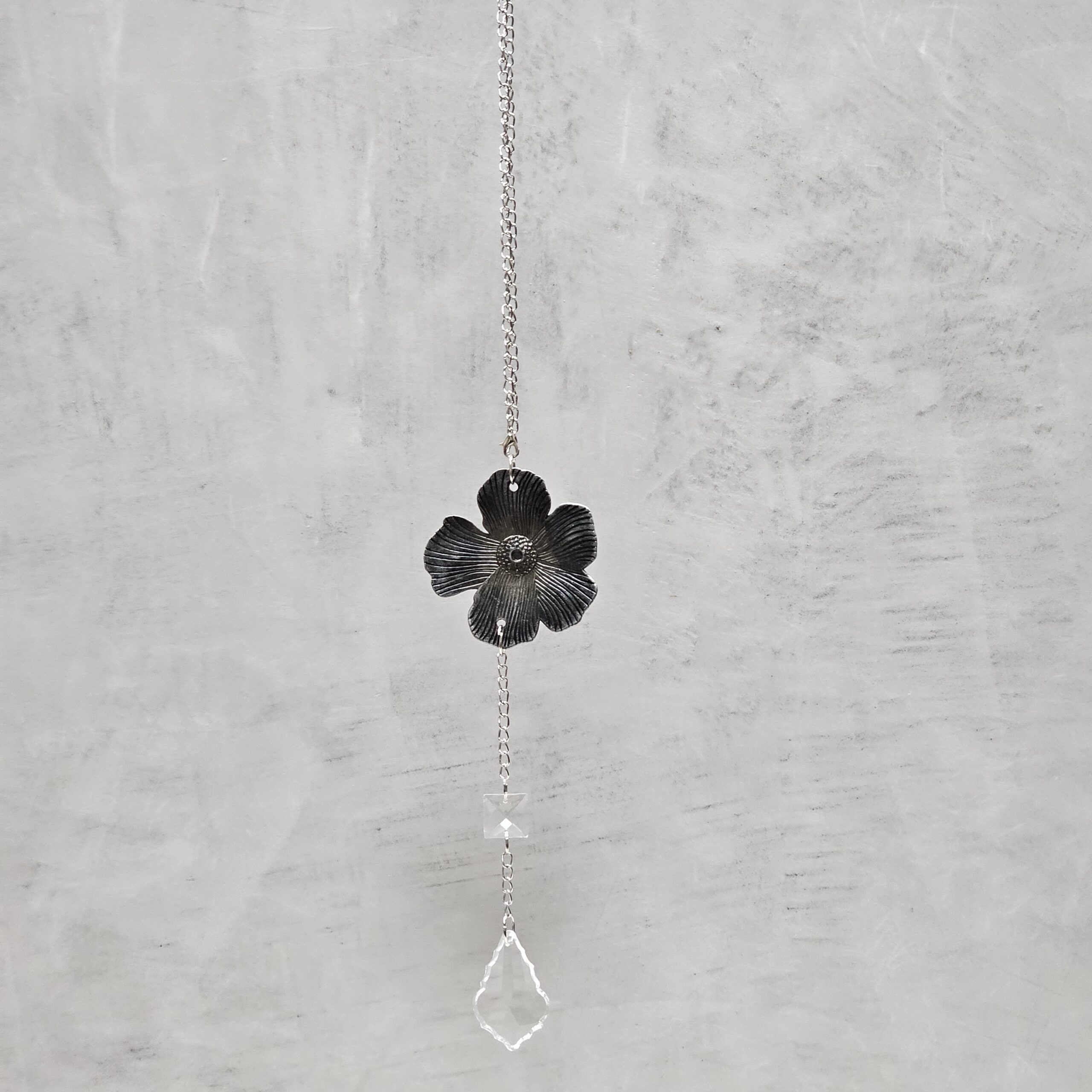 Colgante de metal Flor Plata