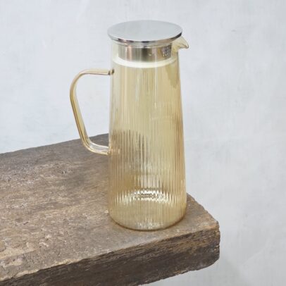 JARRA DE VIDRIO RAYAS AMBAR TRANSPARENTE 9.5*24 CM x 1300ML (17-4-2)