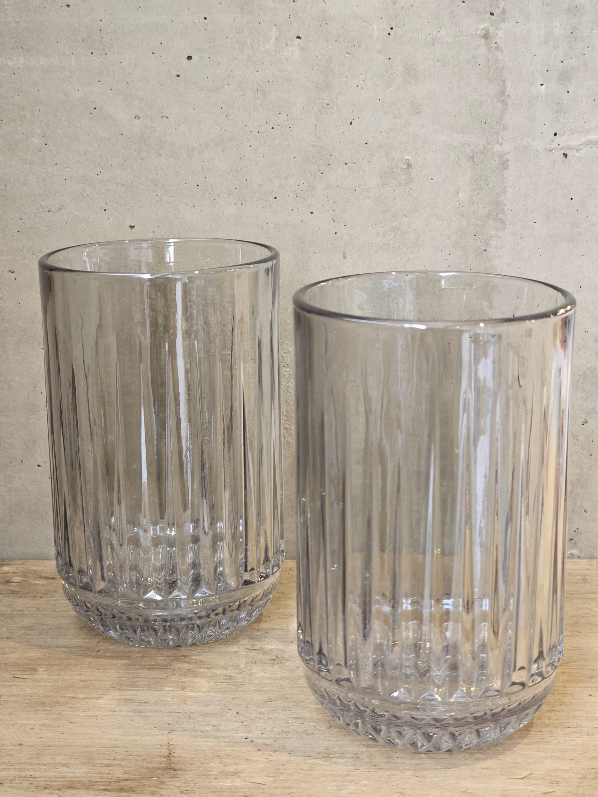 Vaso de Vidrio Labrada Gris 7.7cm*12.7cm x6 unidades(18-18) - Imagen 2