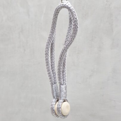 AGARRADERA CORTINAS CON IMAN GRIS (EMC38-3)