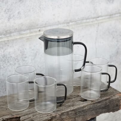 SET X 7. JARRA 1400 ML / 6 TAZAS 310 ML VIDRIO RAYAS FINAS TRANSP/BLACK