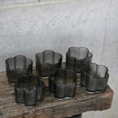 PACK X 6 COPETINEROS FLOR VIDRIO BLACK 8*7*6 CM X 220 ML MEDIANO