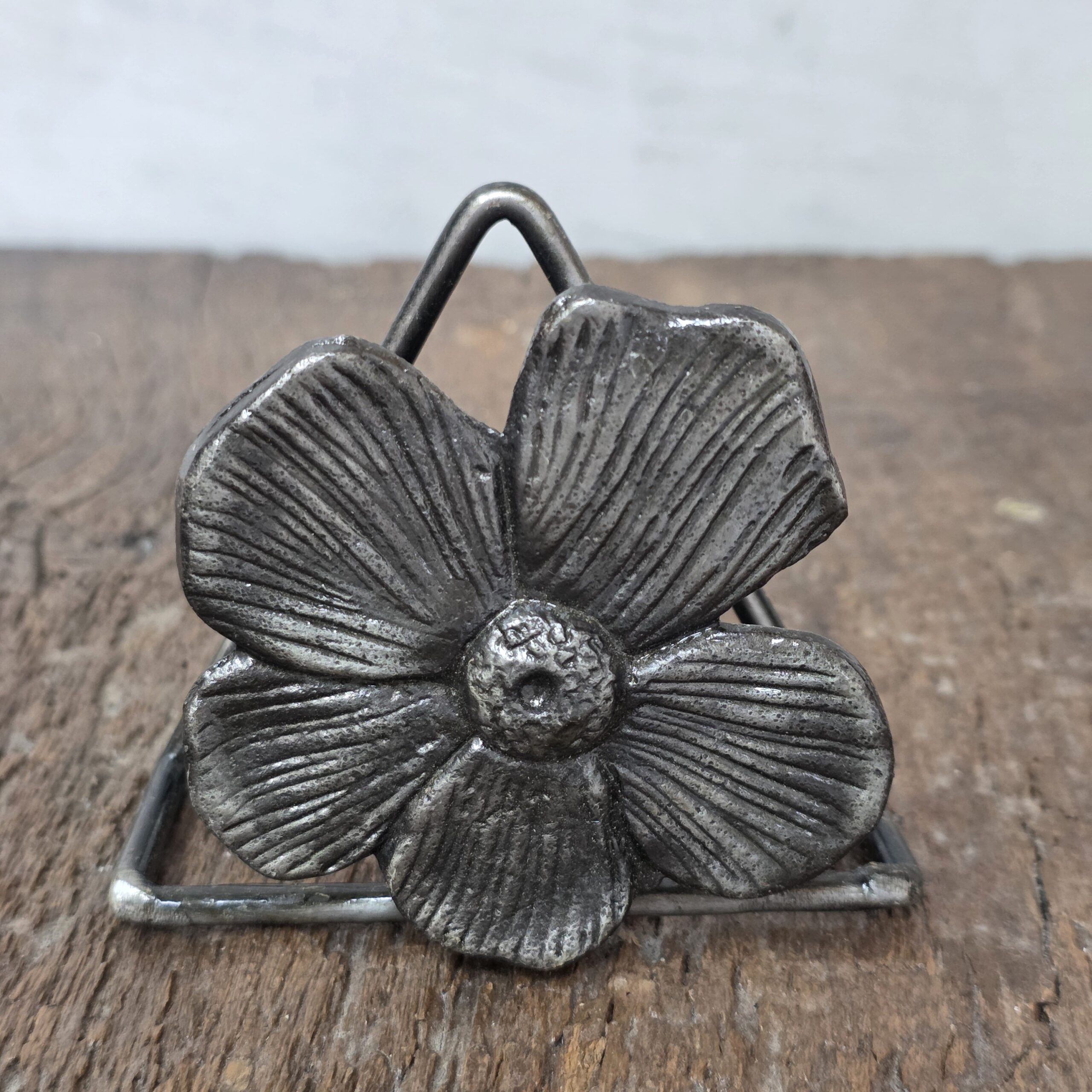 PORTA SERVILLETA FLOR SILVER